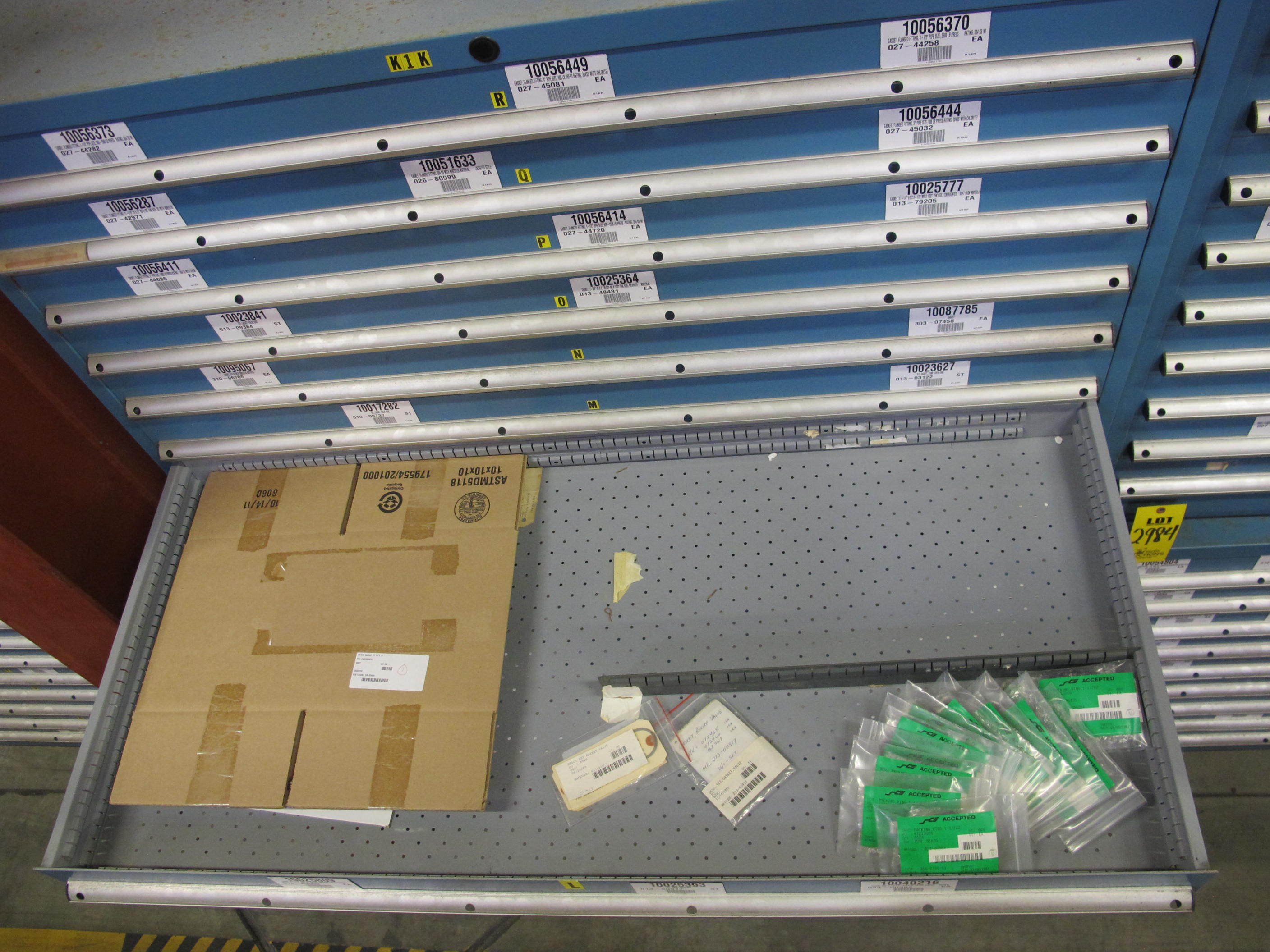 LISTA HEAVY DUTY 9-DRAWER PARTS CABINET W/ CONTENTS (W-50) LOADING & HANDLING FEE $25-